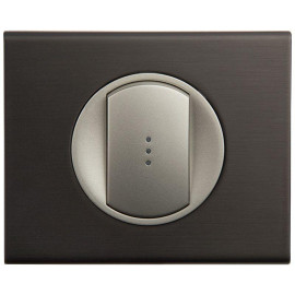 Панель лицевая Celiane для выкл. с подсвет. титан Leg 068303