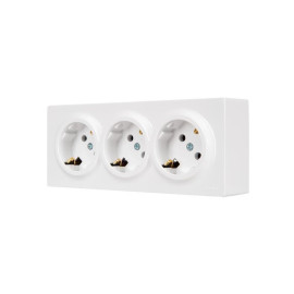 Розетка 3-м ОП LETO с заземл. закрытый корпус ПБТ бел. LEZARD 752-0200-127BUP