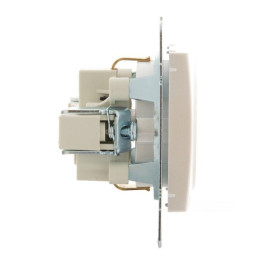 Розетка 1-м СП Karina с заземл. термопласт механизм жемчуж./бел. перламутр. LEZARD 707-3088-122B