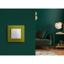 Выключатель 2-кл. СП Etika 10А IP20 250В 10AX безвинтов. зажимы механизм бел. IEK 672202