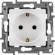 Розетка 1-м СП Etika 16А IP20 250В 2P+E с заземл. немецк. стандарт винтов. клеммы механизм бел. IEK 672221