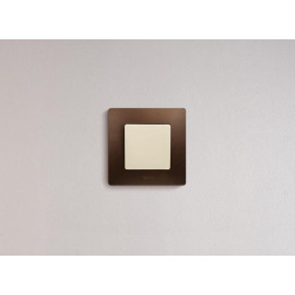 Выключатель 1-кл. СП Etika 10А IP20 250В 10AX безвинтов. зажимы механизм сл. кость IEK 672301