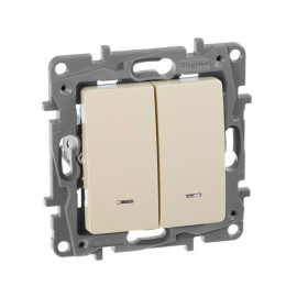 Выключатель 2-кл. СП Etika 10А IP20 250В 10AX с подсветкой/индикацией безвинтов. зажимы механизм сл. кость IEK 672304