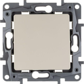 Переключатель 1-кл. СП Etika 10А IP20 250В 10AX безвинтов. зажимы механизм сл. кость IEK 672305