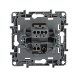 Переключатель 1-кл. СП Etika 10А IP20 250В 10AX безвинтов. зажимы механизм сл. кость IEK 672305
