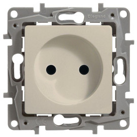 Розетка 1-м СП Etika 16А IP20 250В 2P без заземл. немецк. стандарт винтов. клеммы механизм сл. кость IEK 672320