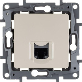 Розетка компьютерная 1-м СП Etika RJ45 кат.5E UTP механизм сл. кость IEK 672341