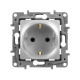 Розетка 1-м СП Etika 16А IP31 250В 2P+E с заземл. защ. шторки немецк. стандарт винтов. клеммы механизм алюм. IEK 672422