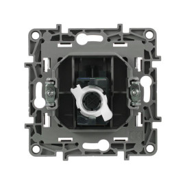 Розетка компьютерная 1-м СП Etika RJ45 кат.5E UTP механизм алюм. IEK 672441