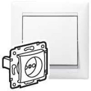 Розетка 1-м СП Valena 16А IP21 2P без заземл. механизм бел. (DIY-упак.) IEK 694268