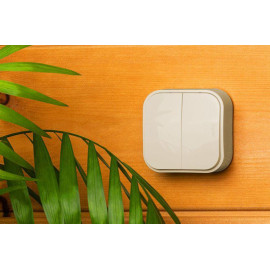 Выключатель 2-кл. ОП Quteo 10А IP20 10AX сл. кость IEK 782232