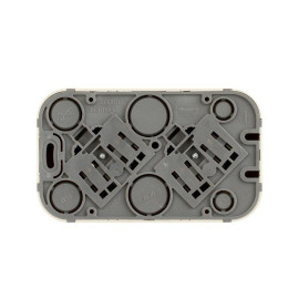 Розетка 2-м ОП Quteo 16А IP20 250В 2х2P+E с заземл. без защ. шторок сл. кость IEK 782263