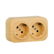 Розетка 2-м ОП Quteo 16А IP20 250В 2х2P+E с заземл. защ. шторки дерево IEK 782287