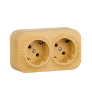 Розетка 2-м ОП Quteo 16А IP20 250В 2х2P+E с заземл. без защ. шторок дерево IEK 782293