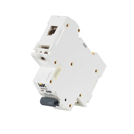 Выключатель автоматический модульный 1п C 20А M06N ARMAT IEK AR-M06N-1-C020