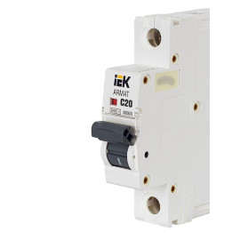 Выключатель автоматический модульный 1п C 20А M06N ARMAT IEK AR-M06N-1-C020