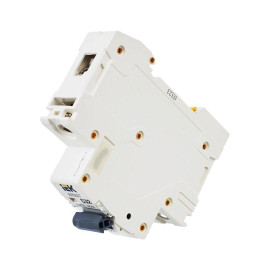 Выключатель автоматический модульный 1п C 32А M06N ARMAT IEK AR-M06N-1-C032