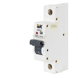 Выключатель автоматический модульный 1п C 6А M10N ARMAT IEK AR-M10N-1-C006