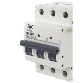 Выключатель автоматический модульный 3п C 25А M10N ARMAT IEK AR-M10N-3-C025