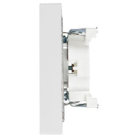 Розетка 2-м СП Accent 6-205-01 16А IP20 250В 2P+E Schuko AL/CU бел. Intro Б0063485