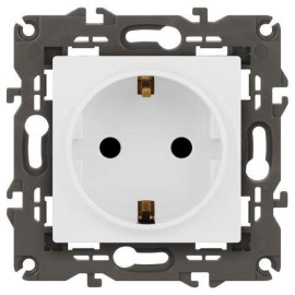 Розетка Elegance 14-2102-01М 16А 250В 2P+E Schuko защ. шторки матов. бел. Эра Б0065804