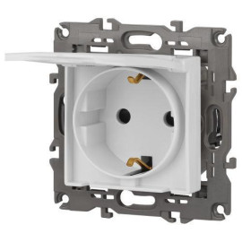 Розетка Elegance 14-2103-01М 16А 250В 2P+E Schuko защ. шторки с крышкой матов. бел. Эра Б0065808