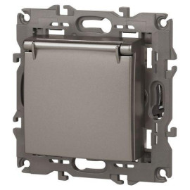 Розетка Elegance 14-2103-16 16А 250В 2P+E Schuko защ. шторки с крышкой титан Эра Б0065811