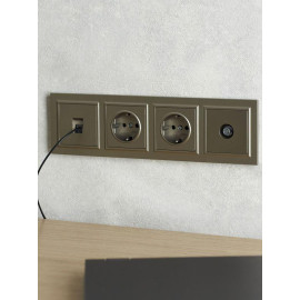 Рамка 4-м BRITE РУ-4-БрШ шампань IEK BR-M42-K37