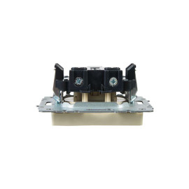 Розетка BRITE РС10-1-0-БрКр 10А без заземл. без защ. шторок механизм беж. IEK BR-R10-10-K10