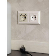 Розетка 1-м СП BRITE РС10-1-0-БрЖ 10А без заземл. без защ. шторок механизм жемчуж. IEK BR-R10-10-K36