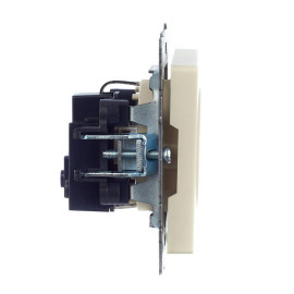 Розетка BRITE РС11-1-0-БрКр 16А с заземл. без защ. шторки механизм беж. IEK BR-R11-16-K10