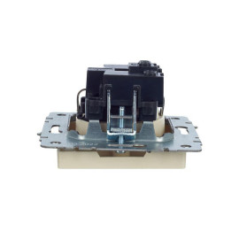 Розетка BRITE РС14-1-0-БрКр 16А с заземл. защ. шторки механизм беж. IEK BR-R14-16-K10