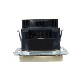 Розетка BRITE РЮш10-1-БрКр 16А с USB A+A 2.1А с заземл. защ. шторки механизм беж. IEK BR-R14-16-U21-D21-K10