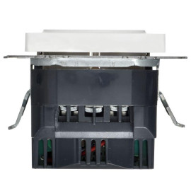 Розетка BRITE РЮш10-1-БрАБ 16А с USB A+A 2.1А с заземл. защ. шторки механизм арктич. бел. IEK BR-R14-16-U21-D21-K91