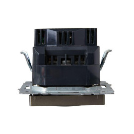 Розетка BRITE РЮш10-2-БрШ 16А с USB A+A 3.1А с заземл. защ. шторки механизм шампань IEK BR-R14-16-U21-D31-K37