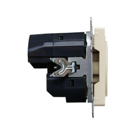Розетка BRITE РЮш11-1-БрКр 16А с USB A+C 18Вт с заземл. защ. шторки механизм беж. IEK BR-R14-16-U22-018-K10