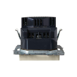 Розетка BRITE РЮш11-1-БрКр 16А с USB A+C 18Вт с заземл. защ. шторки механизм беж. IEK BR-R14-16-U22-018-K10