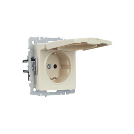 Розетка BRITE РСбш10-3-44-БрКр 16А IP44 с заземл. защ. шторки с крышкой механизм беж. IEK BR-R16-16-44-K10