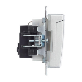 Розетка BRITE РСбш10-3-44-БрА 16А IP44 с заземл. защ. шторки с крышкой механизм алюм. IEK BR-R16-16-44-K47