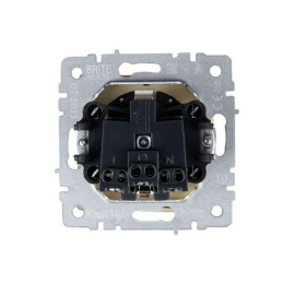 Розетка BRITE РСбш10-3-БрКр 16А IP20 с заземл. защ. шторки с крышкой механизм беж. IEK BR-R16-16-K10