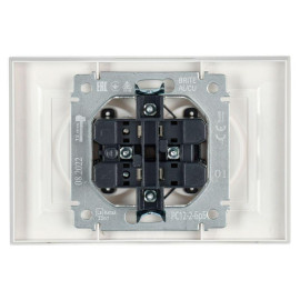 Розетка 2-м СП BRITE РС12-2-БрБ 10А в сборе без заземл. без защ. шторок бел. IEK BR-R20-10-K01-F