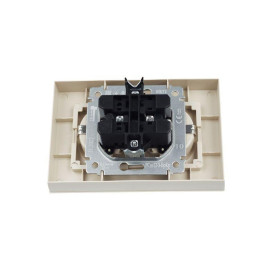 Розетка 2-м СП BRITE РСш12-3-БрКр 16А в сборе с заземл. защ. шторки беж. IEK BR-R24-16-K10-F