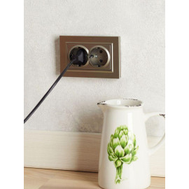 Розетка 2-м СП BRITE РСш12-3-БрШ 16А в сборе с заземл. защ. шторки шампань IEK BR-R24-16-K37-F