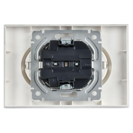 Розетка 2-м СП BRITE РСш12-3-БрАБ 16А в сборе с заземл. защ. шторки арктич. бел. IEK BR-R24-16-K91-F