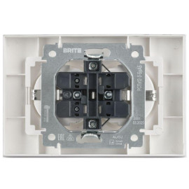 Розетка 2-м СП BRITE РСПл12-3-БрАБ 16А в сборе с заземл. без защ. шторок плоская арктич. бел. IEK BR-R27-16-K91-F