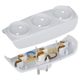 Разветвитель 3-м без заземл. 16А IP20 SP-3-W бел. Эра C0045527