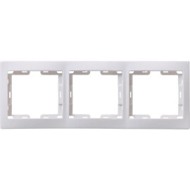 Рамка 3-м Кварта РГ-3-КБ горизонт. бел. GENERICA EMK30-K01-DM