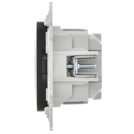 Розетка СП FLITE РС11-1-ФлЧ 16А с заземл. без защ. шторок безвинтовое крепление механизм черн. IEK FI-R11-16-1-K02