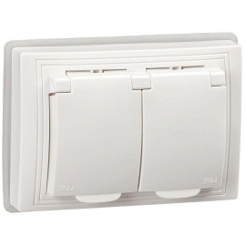 Розетка 2-м СП Кварта РСбш12-3-КБ-44 16А IP44 с заземл. защ. шторки бел. GENERICA KV-R26-16-44-K01