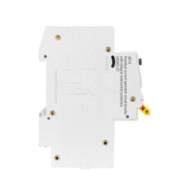 Выключатель автоматический дифференциального тока 4п C 25А 30мА тип AC 4.5кА АД-14 KARAT IEK MAD10-4-025-C-030